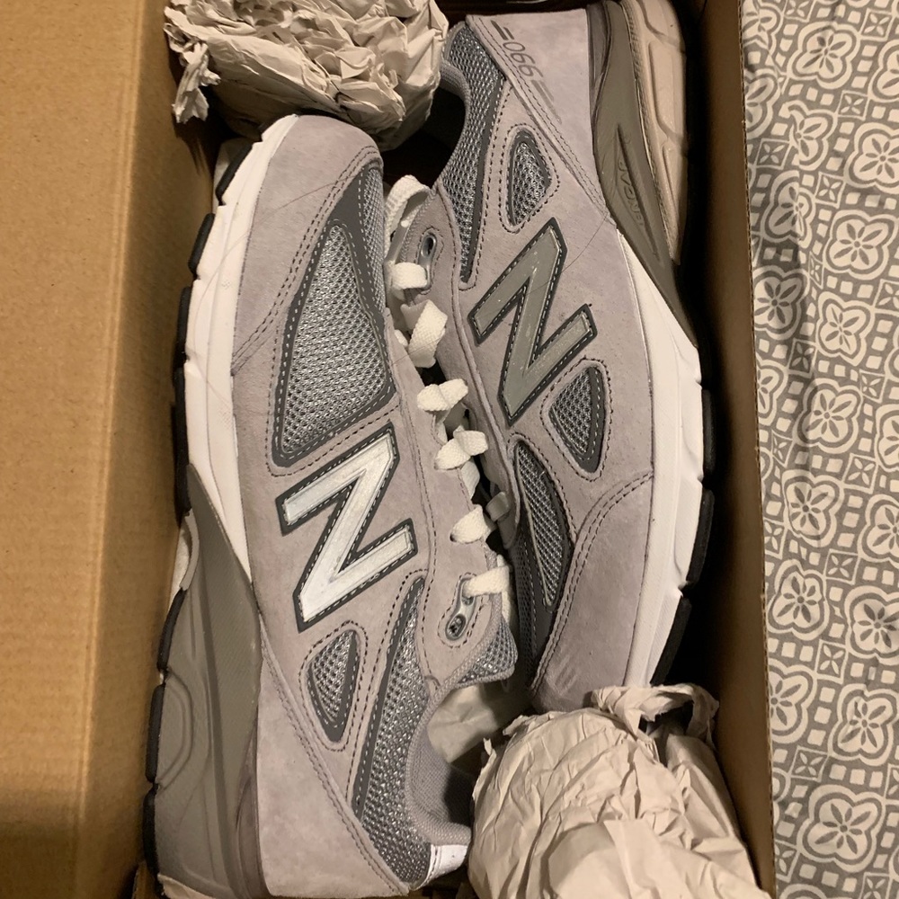 New balance 990 wide with size 6 big kid